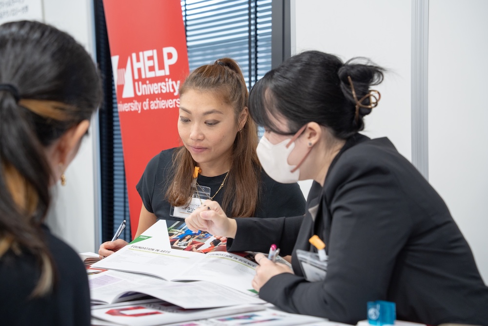 大学スタッフとの個別相談