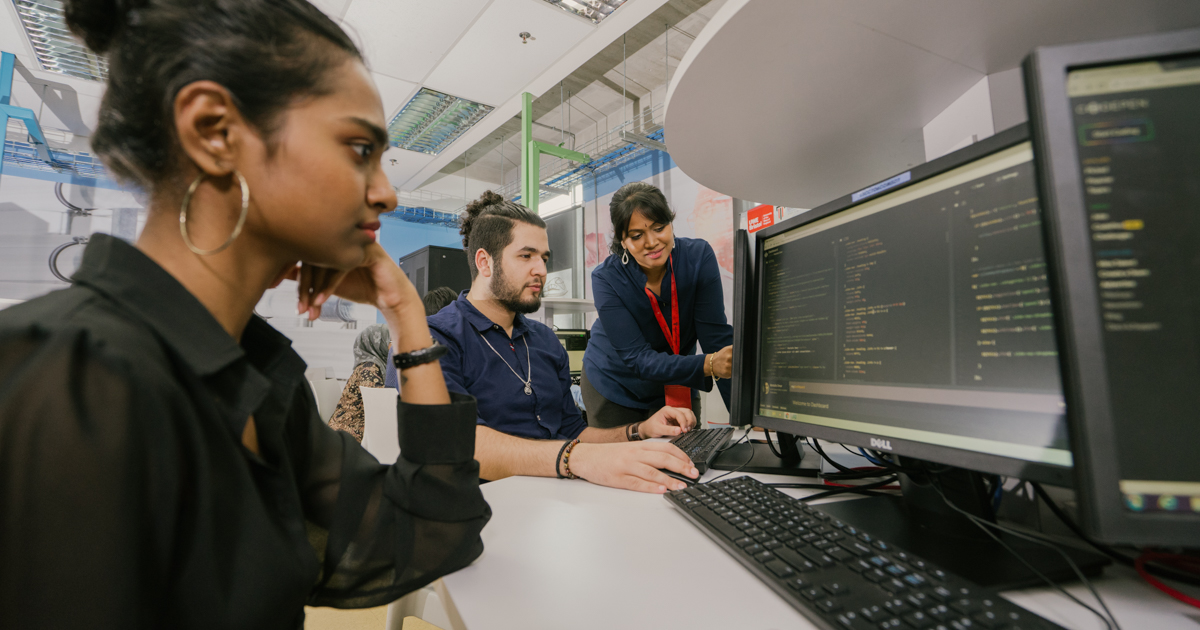 コンピューター・ITの学びをイメージできるテイラーズ大学の画像